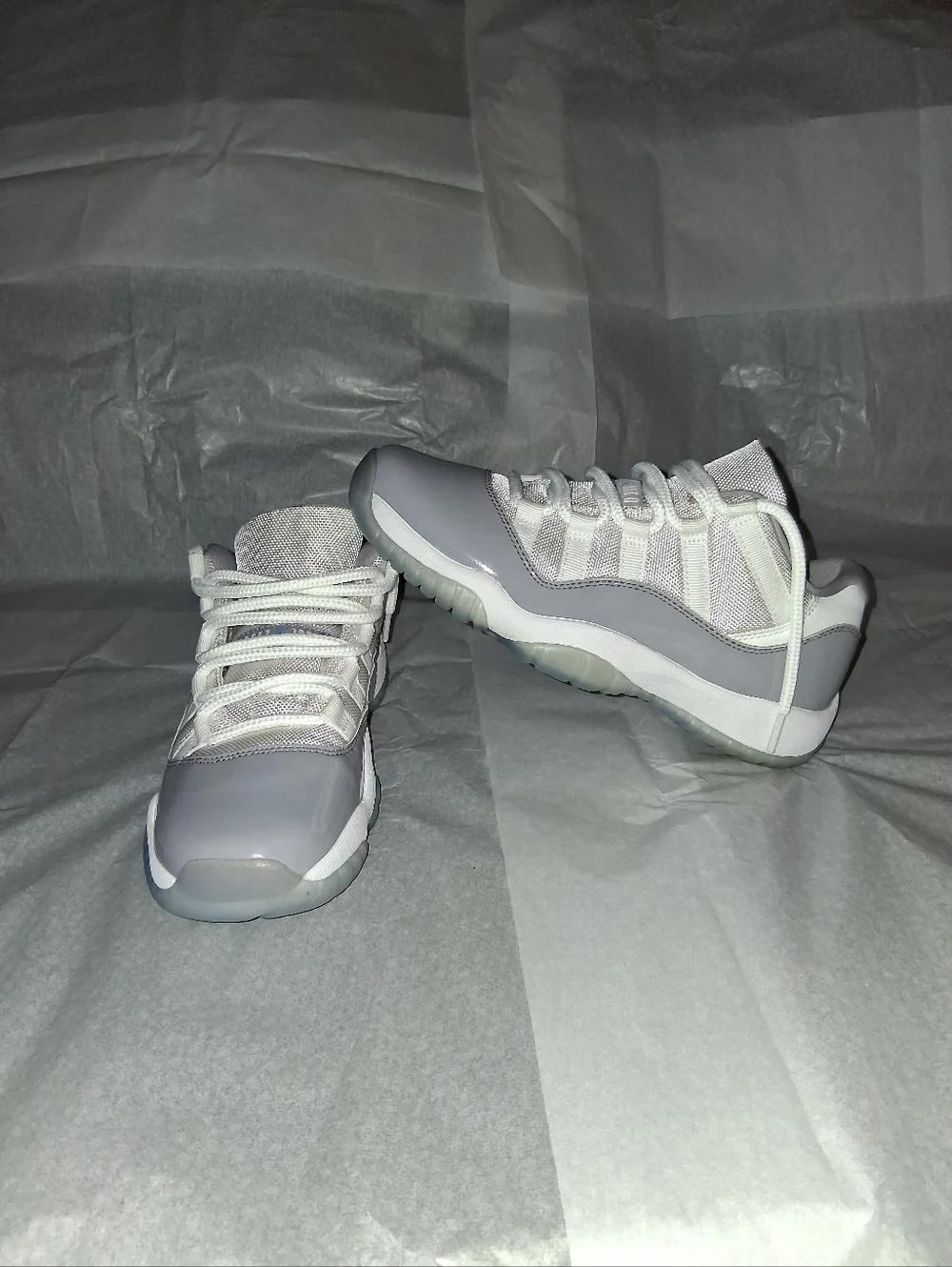 Jordan 11 Retro Low Cement Grey Sneakers, Women 8